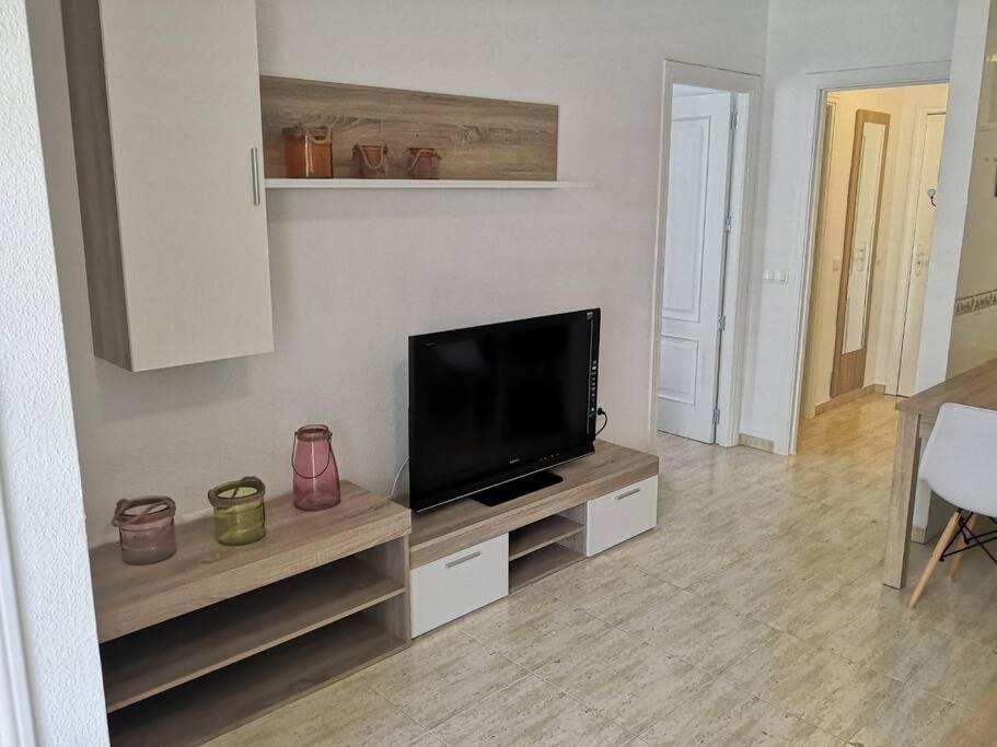 Apartamento Zona Playa En Roquetas Cerca De Bares Restaurantes Y Centro Comercial Roquetas de Mar Bagian luar foto